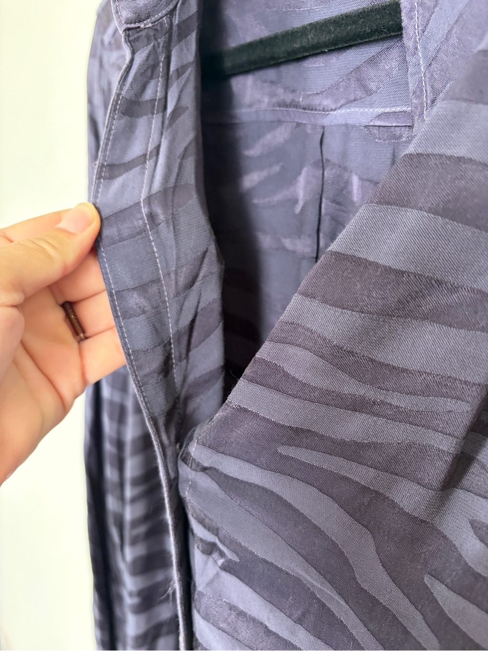 Rare Cloth & Stone For Anthropologie Dark Purple Zebra-Print Button‎ Down Shirt - Picture 8 of 9